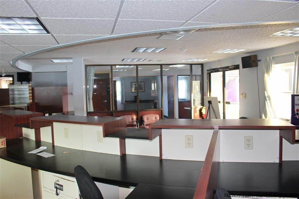 4. Offices for Sale at 6100 Rt 209 Route Rochester, New York 12446 United States