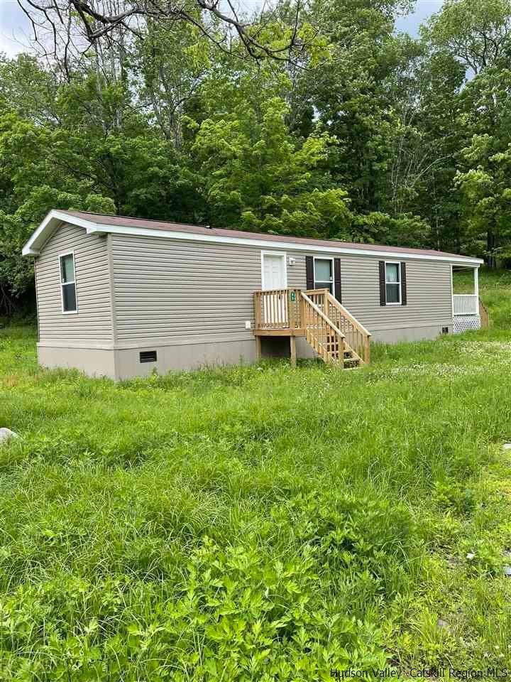 1. Mobile Homes for Sale at 68 Spring Glen Road Mountain Dale, New York 12763 United States
