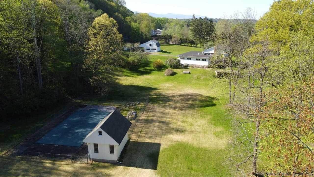 7. Single Family Homes for Sale at 140 Station Road Kingston, New York 12401 United States