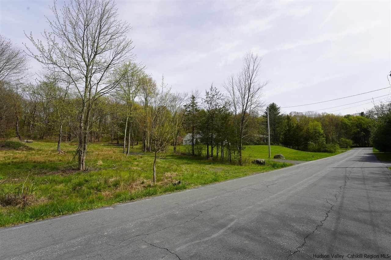 8. Single Family Homes for Sale at DuBois Road New Paltz, New York 12561 United States