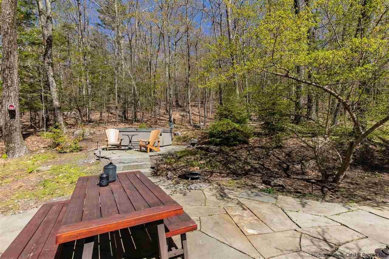 9. Single Family Homes for Sale at 175 California Quarry Road Woodstock, New York 12498 United States