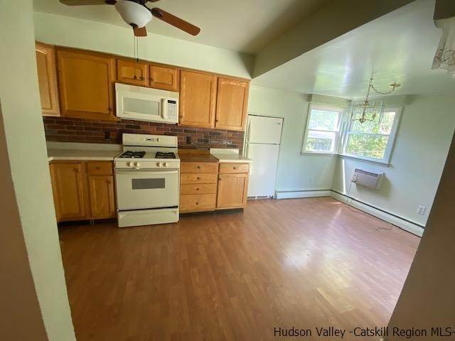 2. Single Family Homes for Sale at 17 Village Drive Saugerties, New York 12477 United States