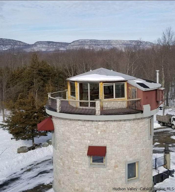 2. Single Family Homes for Sale at 862 Albany Post Road New Paltz, New York 12561 United States