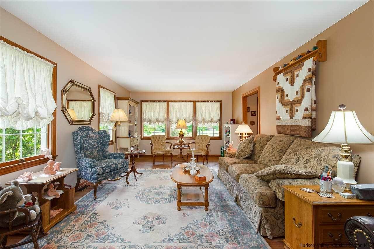 10. Single Family Homes for Sale at 35 Perkinsville Road Highland, New York 12528 United States