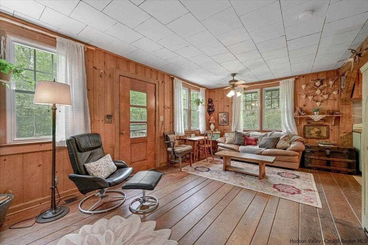 11. Single Family Homes for Sale at 1814 Frost Valley Road Big Indian, New York 12410 United States