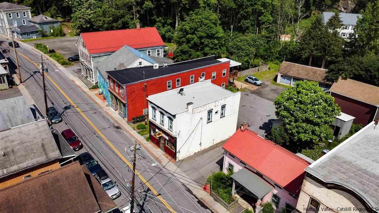 18. Commercial for Sale at 424 Main Street Rosendale, New York 12472 United States