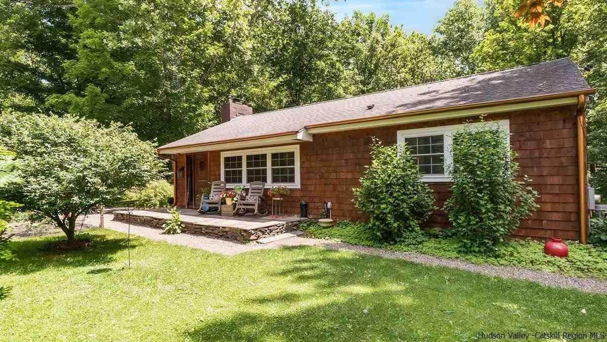 2. Single Family Homes for Sale at 336 Route 308 Rhinebeck, New York 12572 United States
