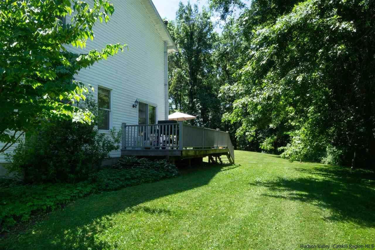 10. Single Family Homes for Sale at 86 Jansen Road New Paltz, New York 12561 United States