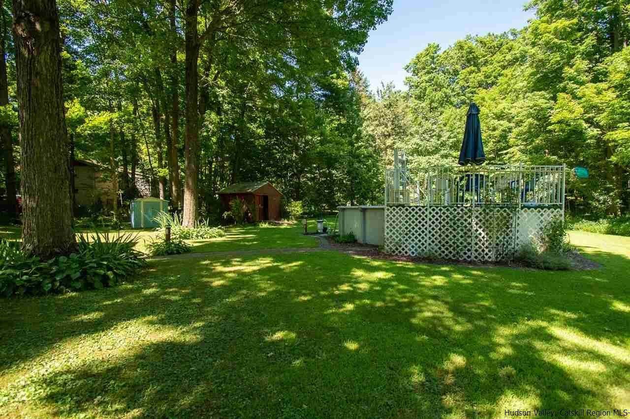 10. Single Family Homes for Sale at 20 W Cookingham Drive Staatsburg, New York 12580 United States