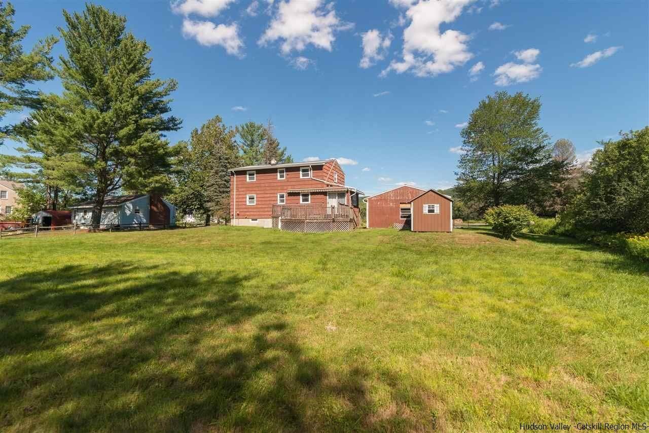 4. Single Family Homes for Sale at 14401 State Route 22 New Lebanon, New York 12125 United States
