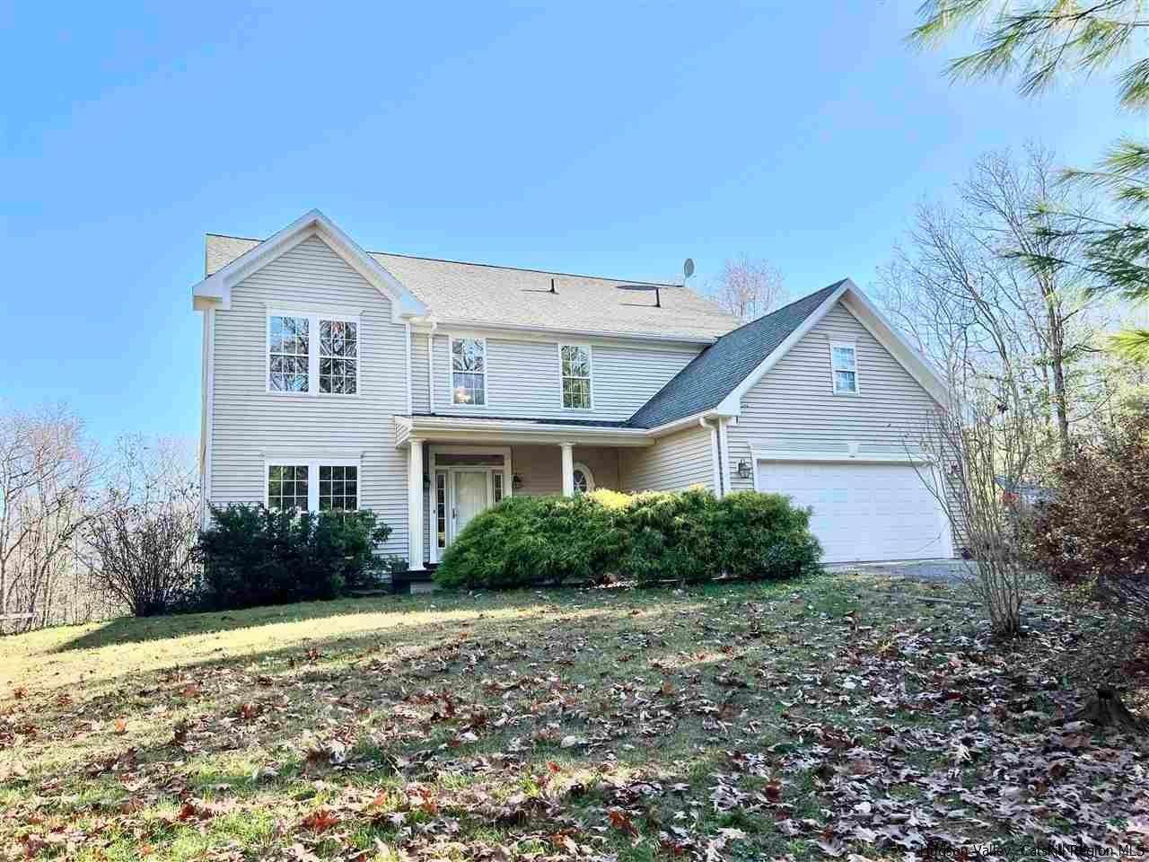 5. Single Family Homes for Sale at 55 Windwood Lane Woodstock, New York 12498 United States