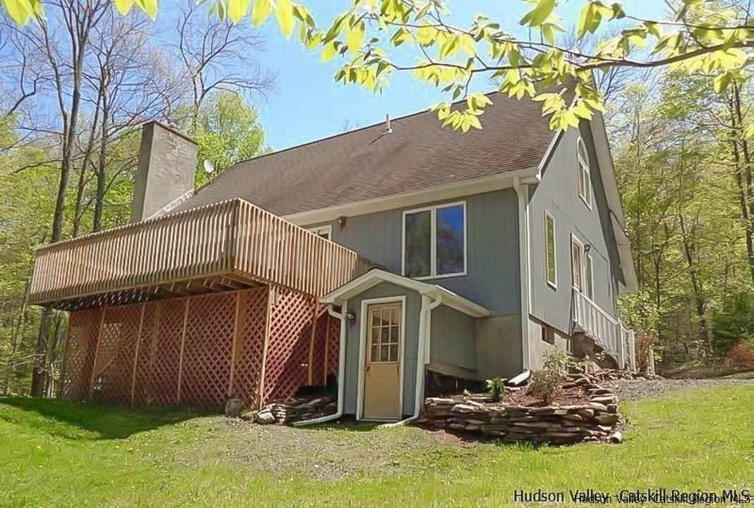 1. Single Family Homes for Sale at 560 Mt. Tobias Ext Woodstock, New York 12498 United States