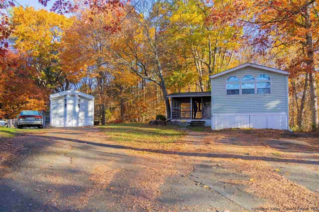 Single Family Homes for Sale at 86-88 Tuytenbridge Road Lake Katrine, New York 12449 United States