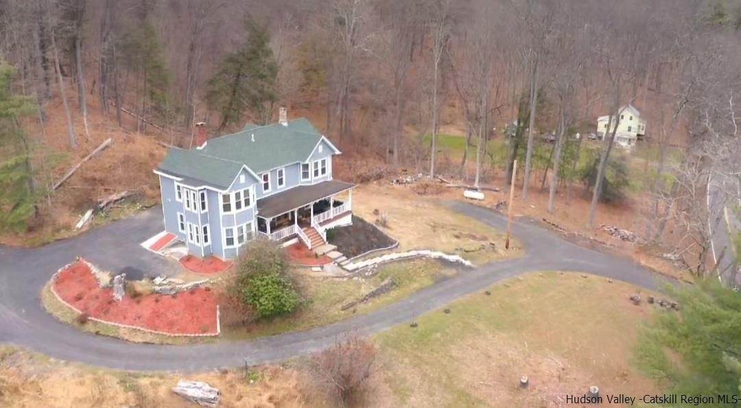 Single Family Homes for Sale at 1135 CREEK LOCKS Road Bloomington, New York 12411 United States
