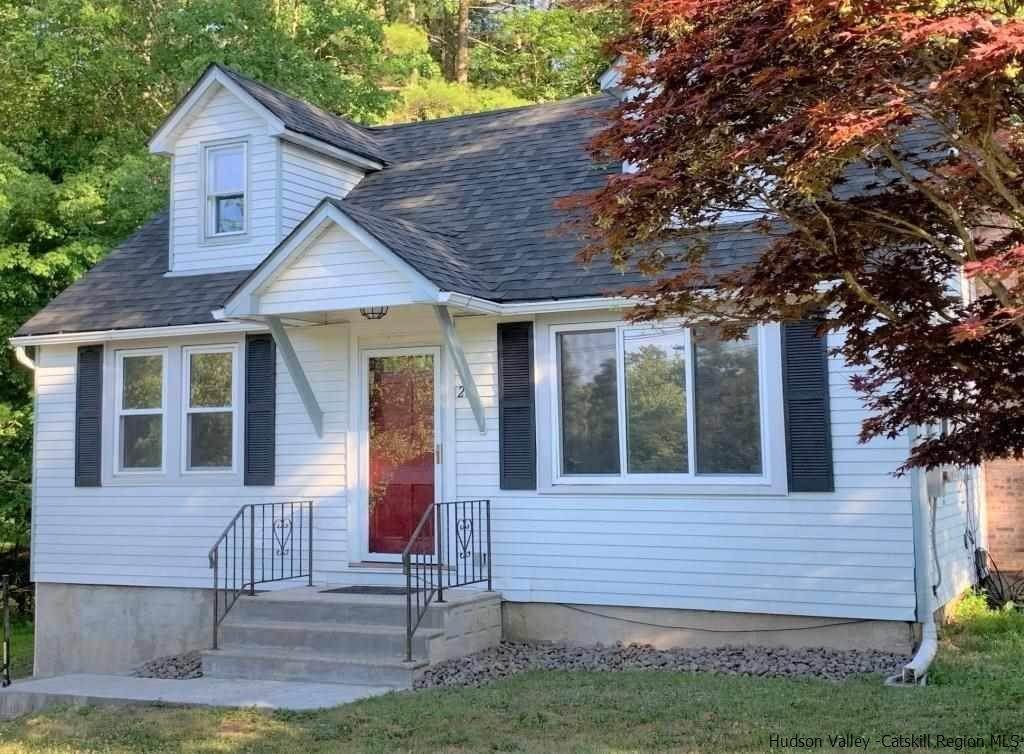Single Family Homes 为 销售 在 20 Old Mill Road Rifton, 纽约 12471 美国