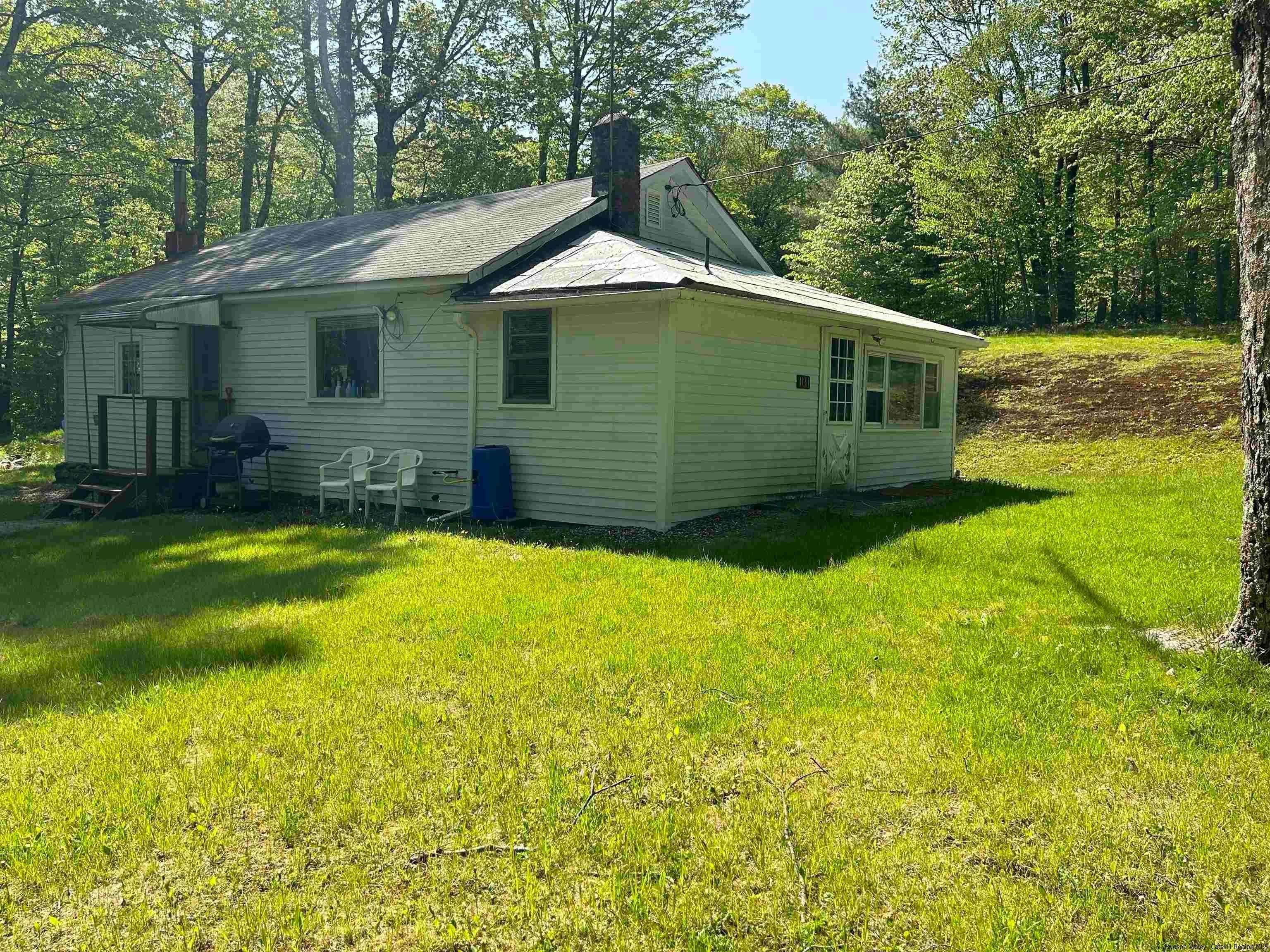 11. Single Family Homes for Sale at 131 Dymond Road Grahamsville, New York 12740 United States