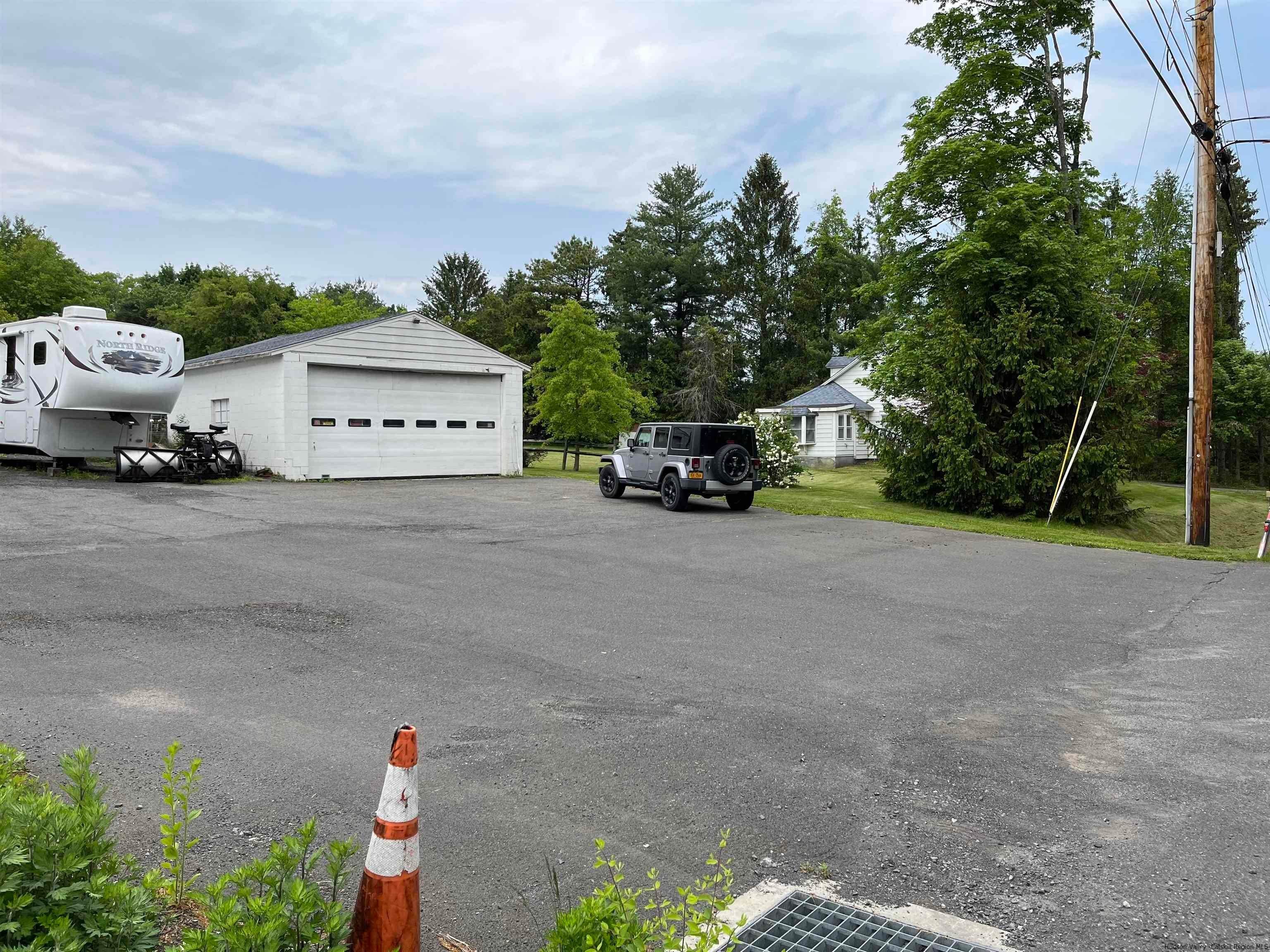5. Commercial for Sale at 33 S Putt Corners Road New Paltz, New York 12561 United States