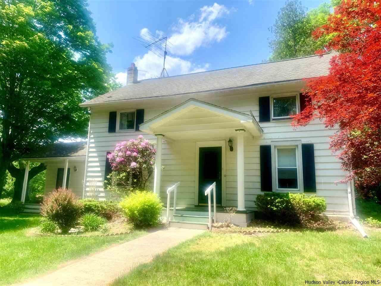 1. Single Family Homes for Sale at 487 Vernal Butler Road Cairo, New York 12413 United States