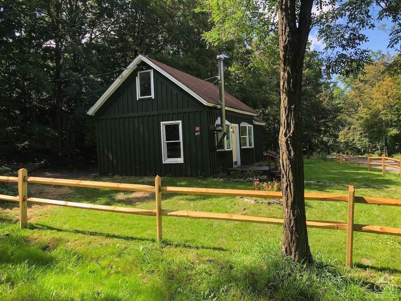 5. Single Family Homes for Sale at 1455 Hervey Sunside Road Durham, New York 12418 United States