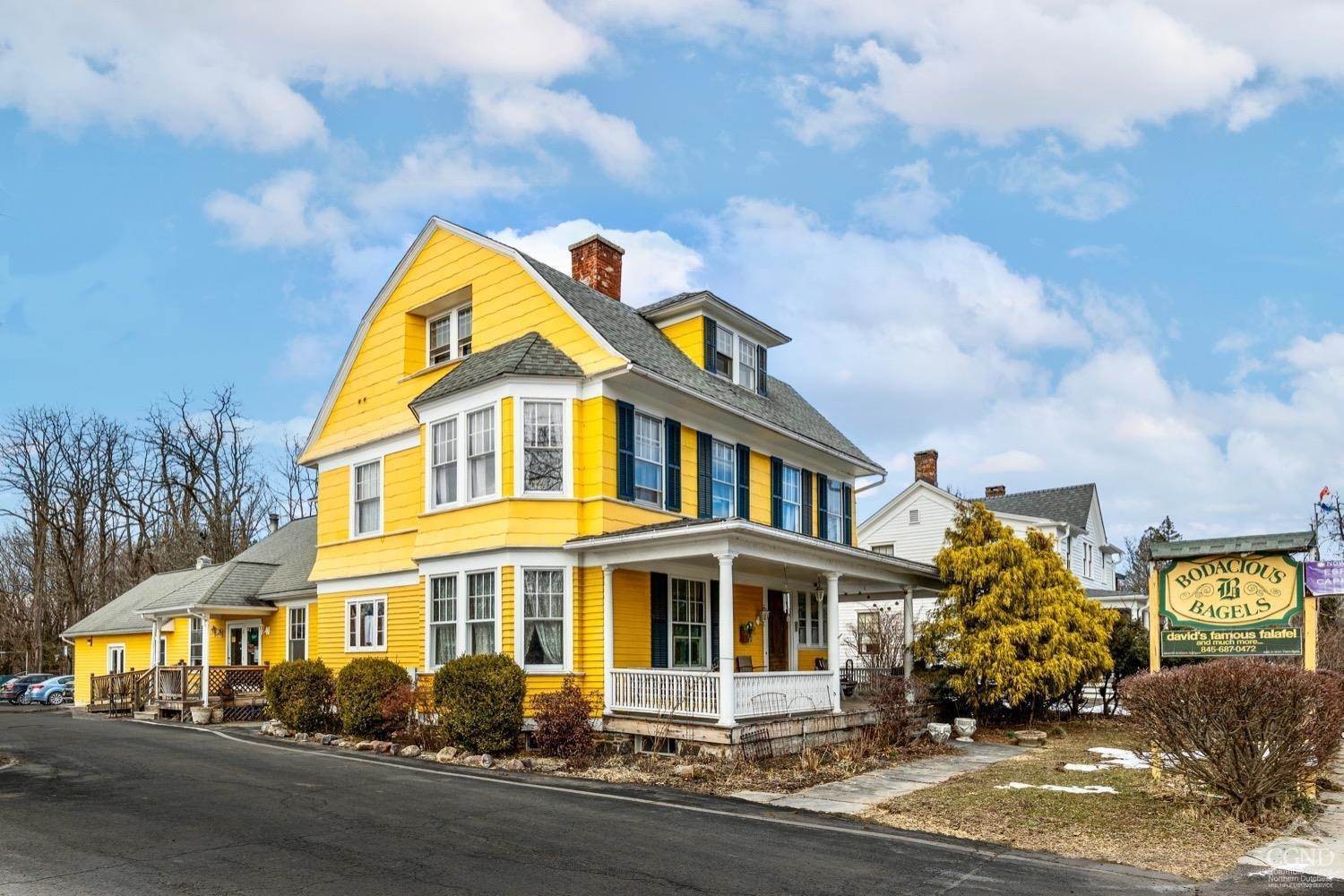 Single Family Homes 为 销售 在 3630 Main Street Stone Ridge, 纽约 12484 美国