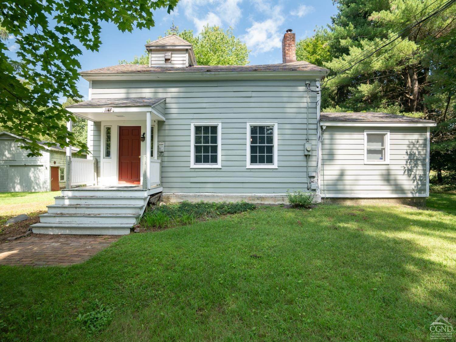 Single Family Homes 为 销售 在 1187 County Road 25 肯德胡克镇, 纽约 12106 美国