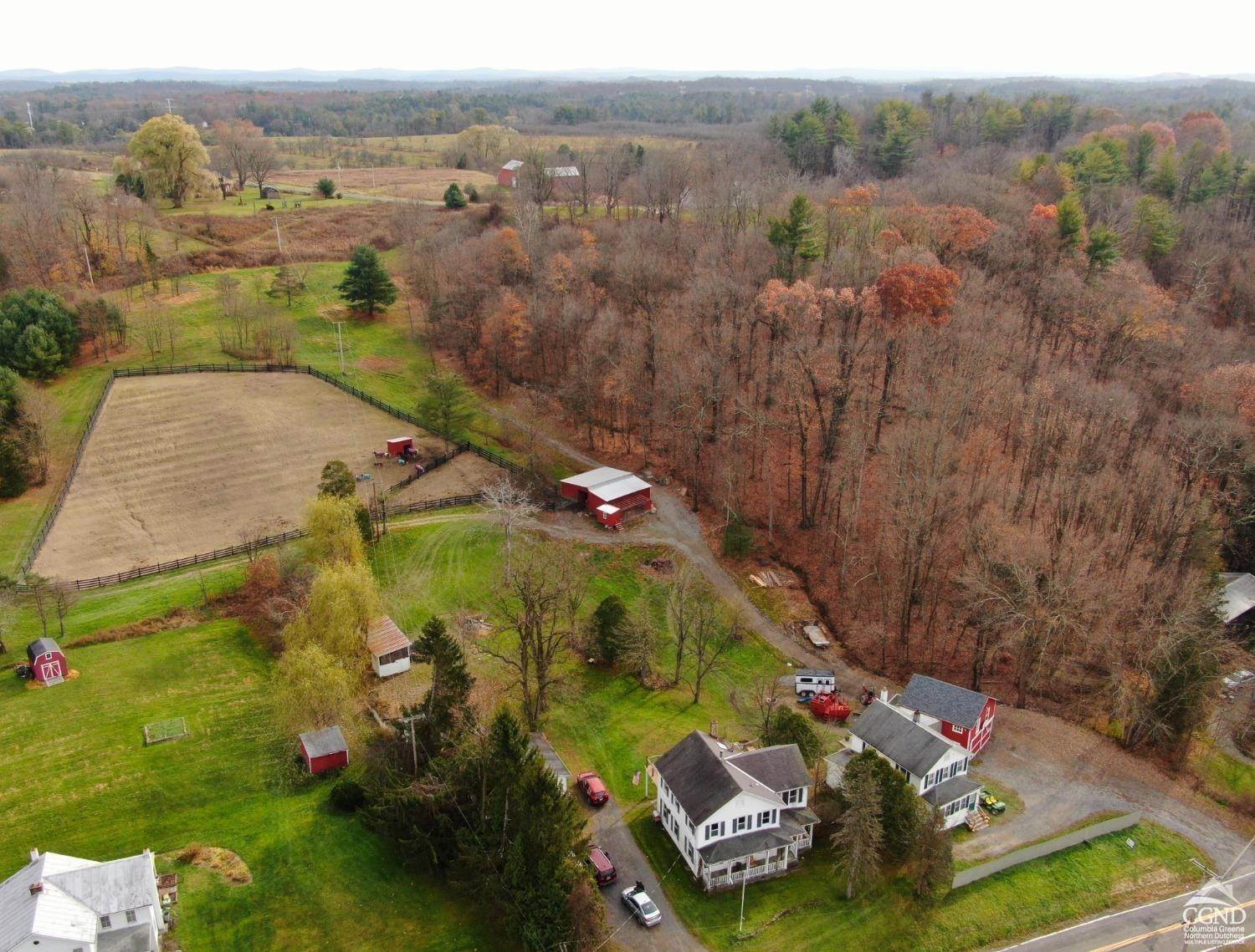 2. Farm for Sale at 350 CR 25 Stockport, New York 12534 United States