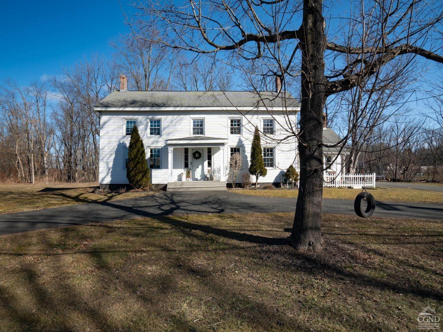 Single Family Homes für Verkauf beim 1131 Maple Hill Road Castleton, New York 12033 Vereinigte Staaten