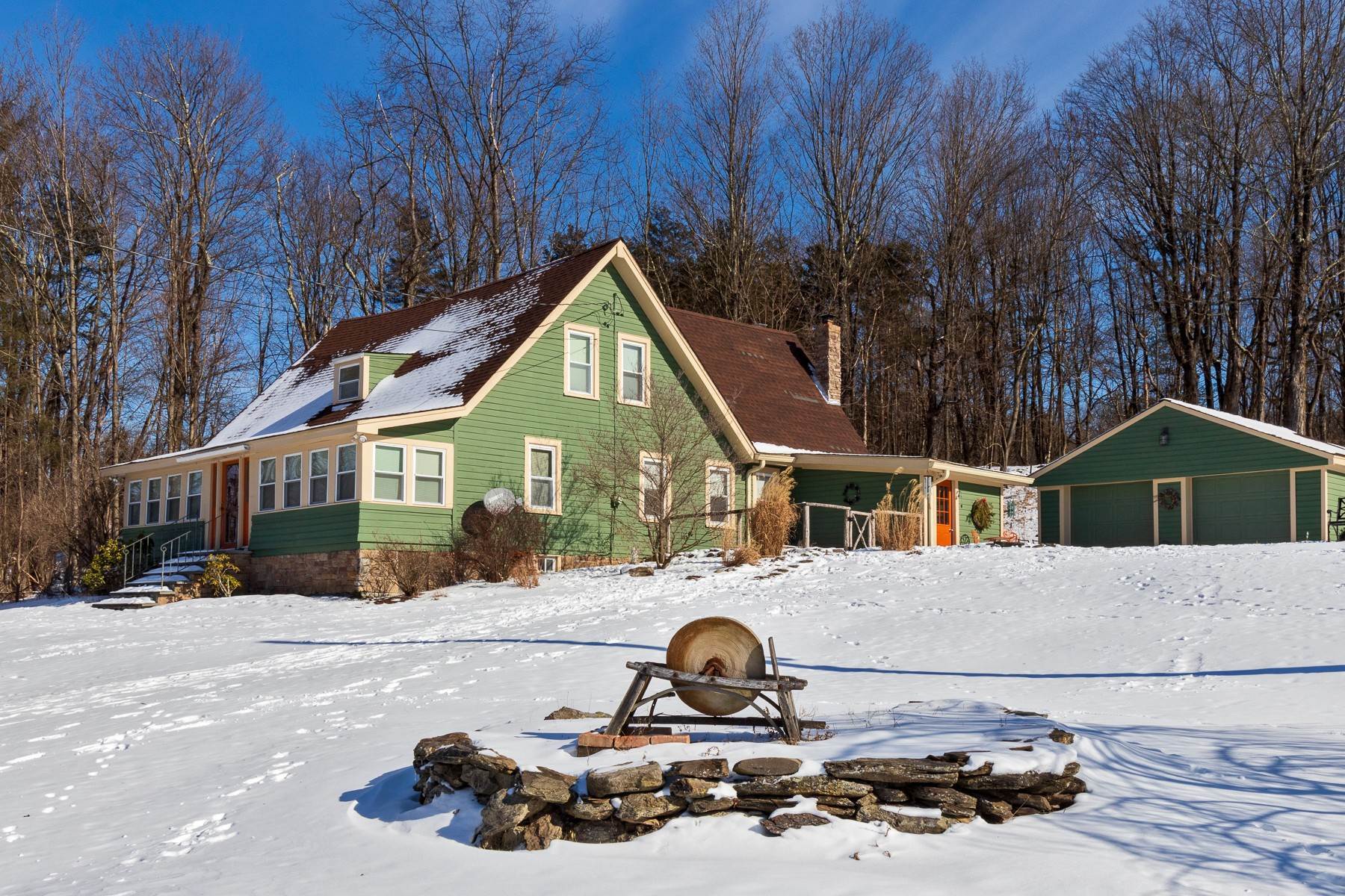 3. Single Family Homes for Sale at Country Farmhouse 212 Hibernia Rd Salt Point, New York 12578 United States